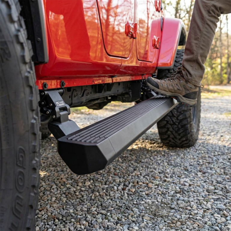 Jeep Gladiator Power Running Boards: What to Expect in Real Use